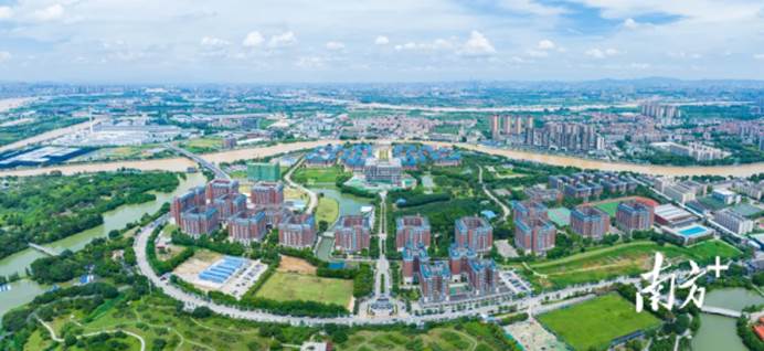 古天乐代言太阳集团网址校园风景